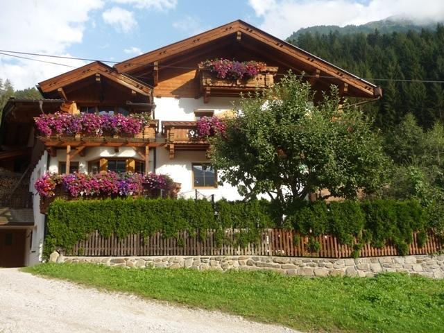 Familie Neunhäuserer Neustift im Stubaital Exterior foto